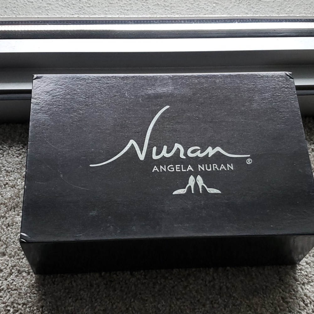 Angela Nuran size 7.5 Starletta